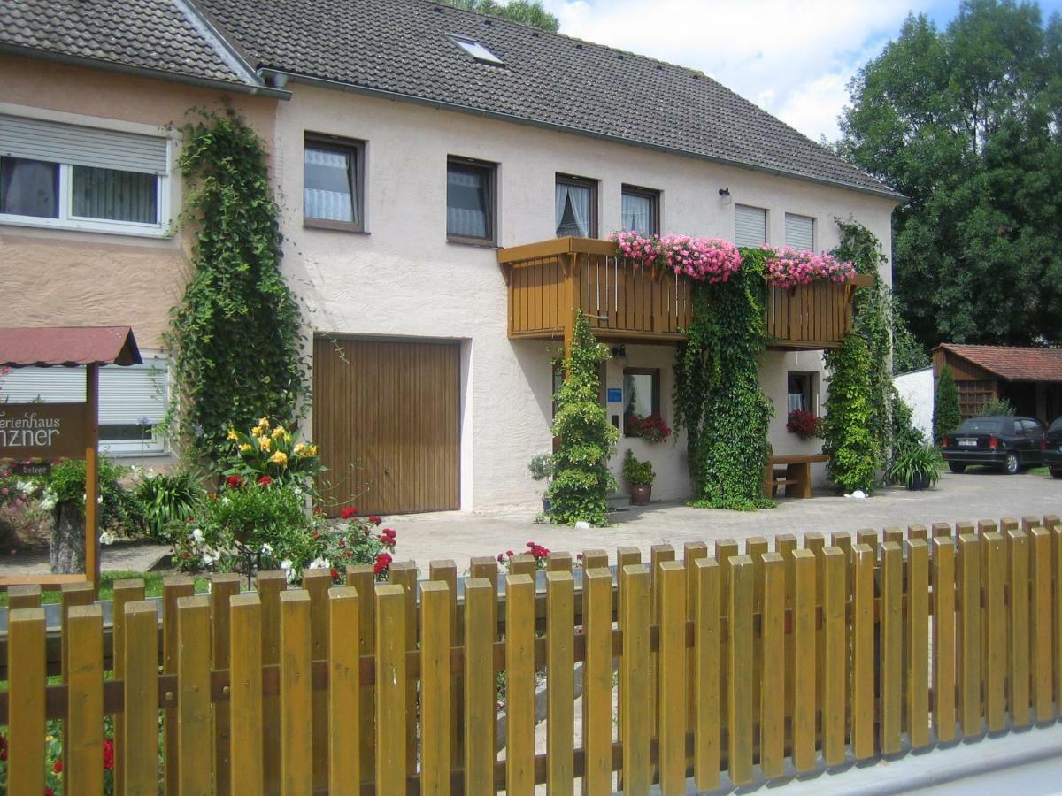 Ferienhaus Enzner Muhr am See Bagian luar foto